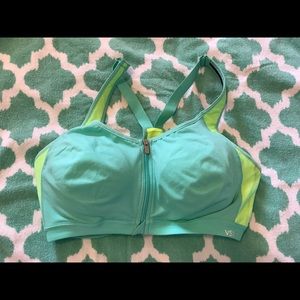 Victoria’s Secret VSX Sport Bra - New without Tags